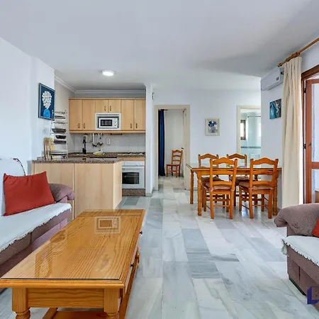 2 Bedroom And Pool By Better Bookings